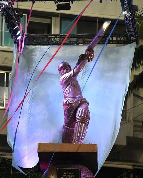 Statue of India batting great #SachinTendulkar