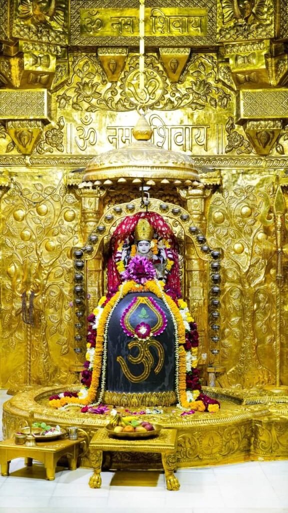 श्री सोमनाथ महादेव मंदिर,Somnath shivpariwar